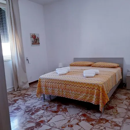 Rosaria Villa Torre Suda