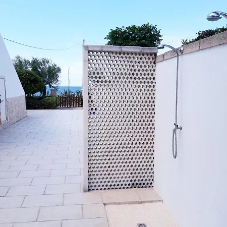 Rosaria Villa *